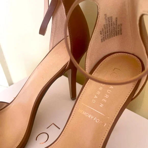 NWT Lauren Conrad Heals - Picture 2 of 4